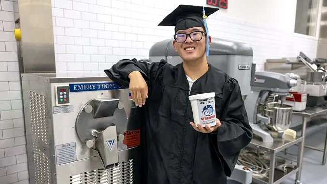 Teen ice cream maker turns early college opportunity into sweet success