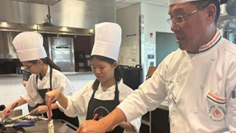 Hawai'i high school students can apply now for summer culinary training cohort
