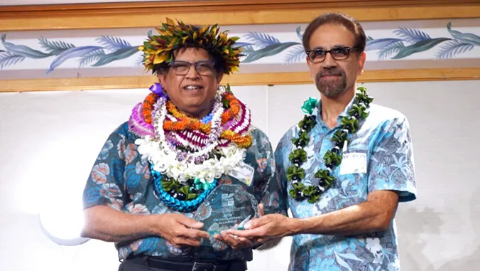 CTAHR honors Honolulu CC dean with Outstanding Alumnus Award