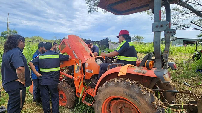 Honolulu CC students go from classroom to crisis relief