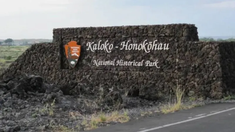Petroglyph boardwalk reopens at national historical park in North Kona