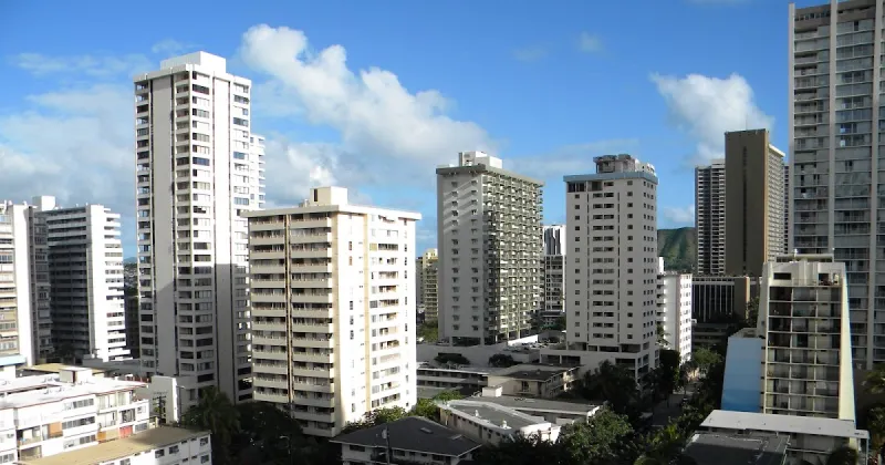 Legislature passes bills to speed up construction permits, judge rules House committee meetings illegal, Honolulu and Kauai councils pass spending plans, more news...