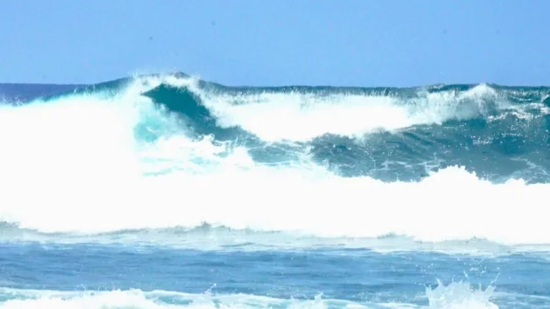 Monday high surf update: High surf warning continues for Big Island
