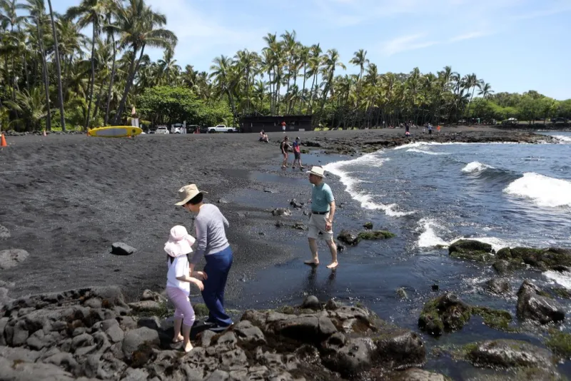 Ka community rallies to save public access to Punaluu Black Sand Beach Park