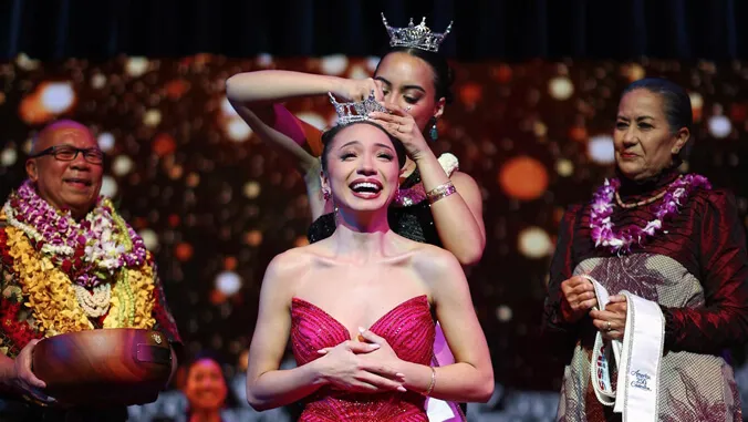 UH West Oahu alumnae go back-to-back Miss Hawaii
