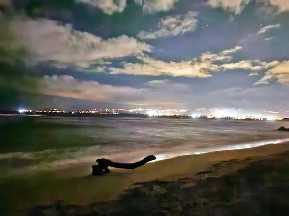 Photo of the Day: Kahului nighscape