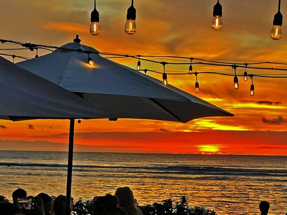 Photo of the Day: Enjoying the evening