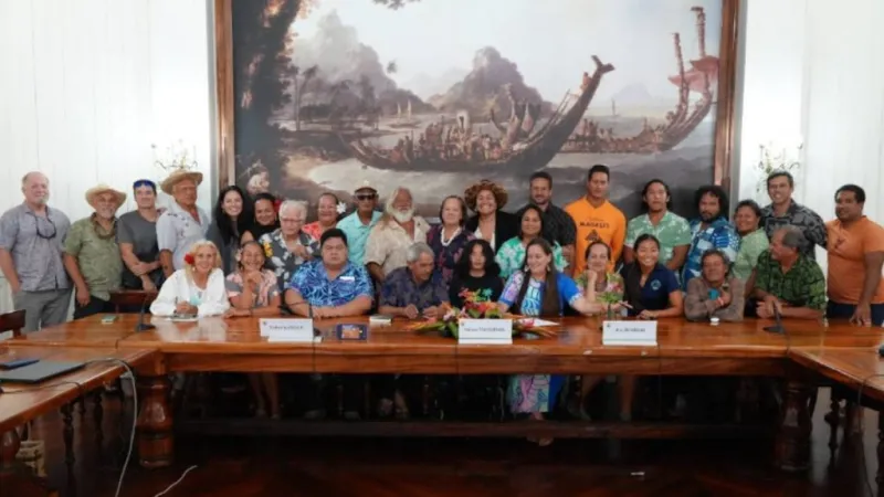 World Oceans Day events in Tahiti welcome small delegation from Polynesian Voyaging Society