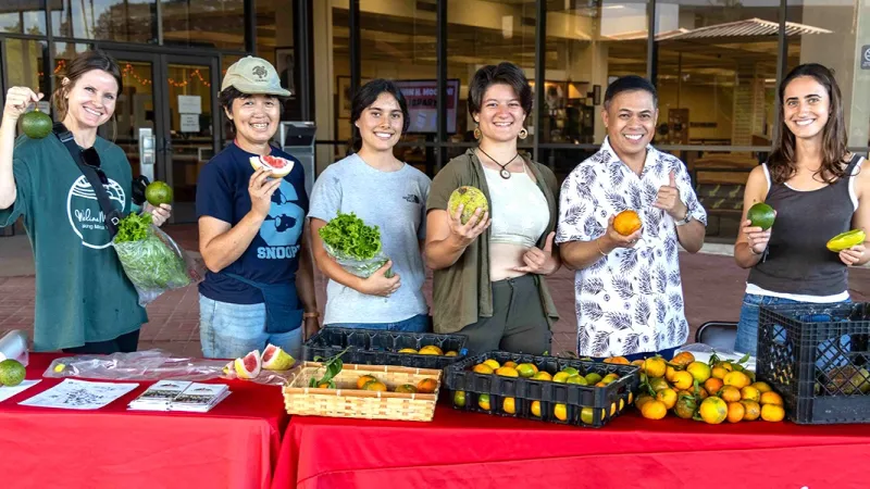 Edmund C. Olson Trust renews scholarships for UH Hilo aggies
