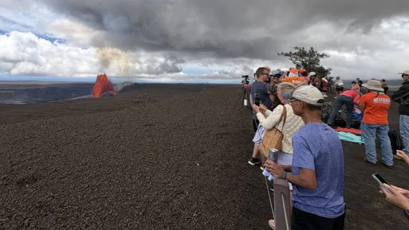 Episode 51 of lava fountaining in ongoing Klauea episodic eruption didn't disappoint despite wait