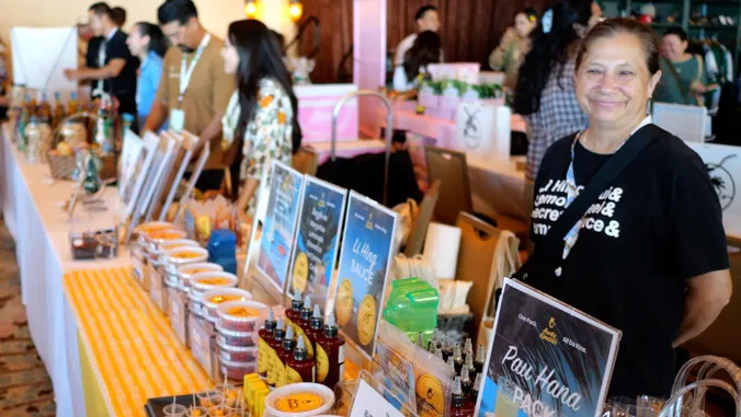 Taste, shop, celebrate, repeat! Inside the 2026 UH Alumni Makers' Market