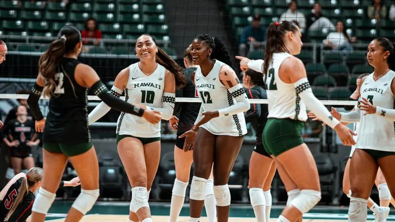 Women's Volleyball Faces UH Hilo, Chaminade in Exhibitions