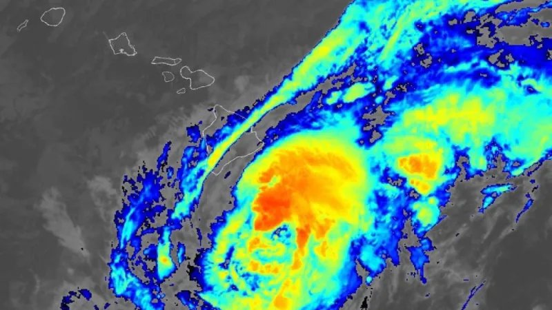 Saturday: Tropical Storm Lala closing in on Bi less than 200 miles from Hilo on Friday night