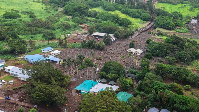 Hurricane Lala douses Hawaii with 1.9M Olympic-size pools of water