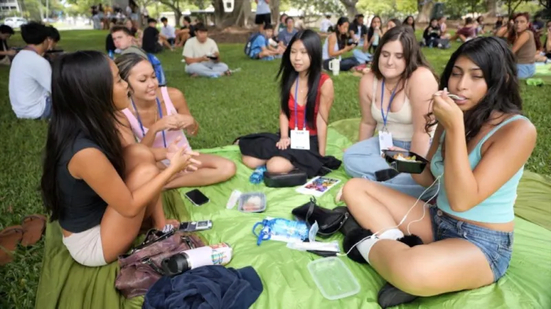 University of Hawaii at Mnoa welcomed 2,400 new students for the 2026-27 school year