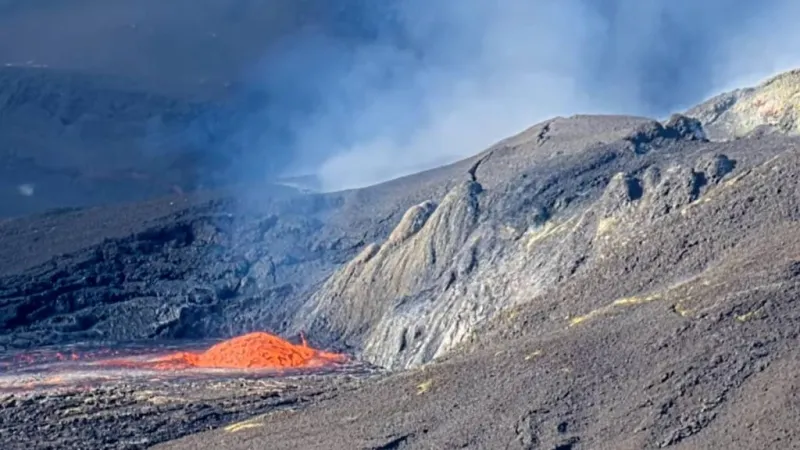 Signs of Klauea's next episodic eruption have begun