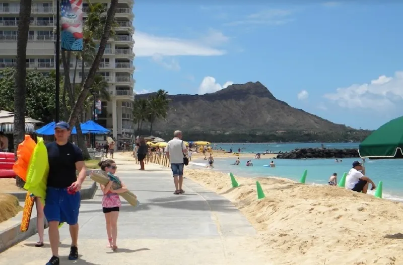 Hawaii tourism falters, Hawaii County loses Punaluu beach park lease, Lahaina post office faces closure, more news from all the Hawaiian Islands