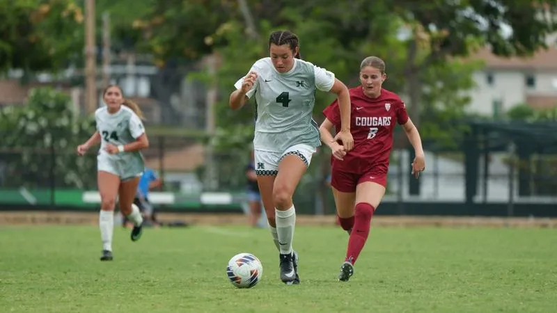 Soccer Runs Shutout Streak to Four with Scoreless Draw