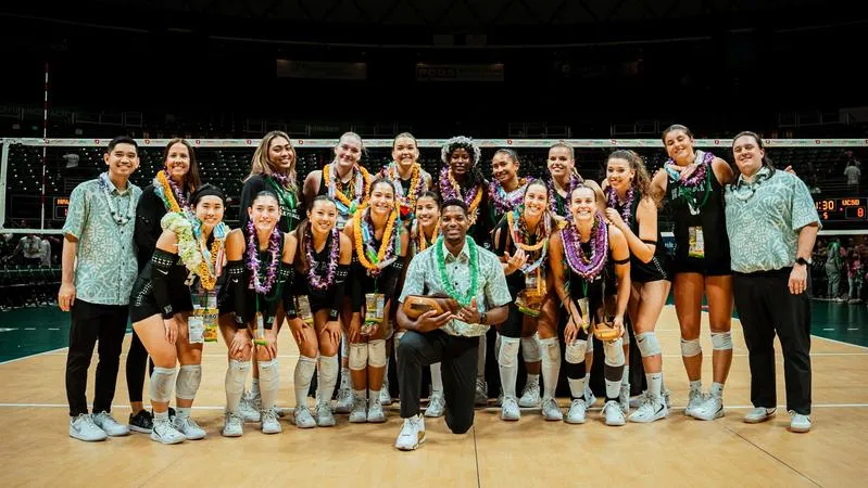 Women's Volleyball Outlasts UC San Diego in Five; Claims OUTRIGGER Invitational Title