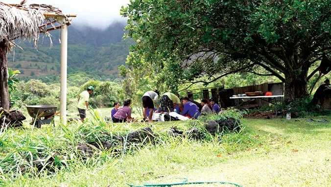 Hawaii Sea Grant fellows connect resilience, ina and community