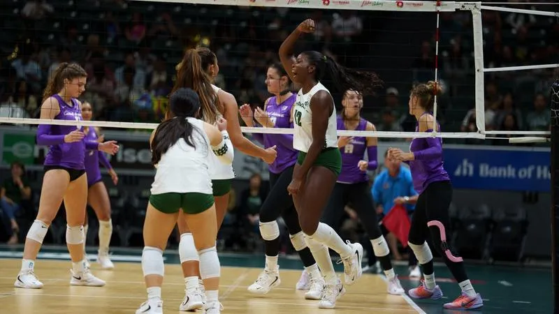 Women's Volleyball Sweeps Central Arkansas in Series Opener