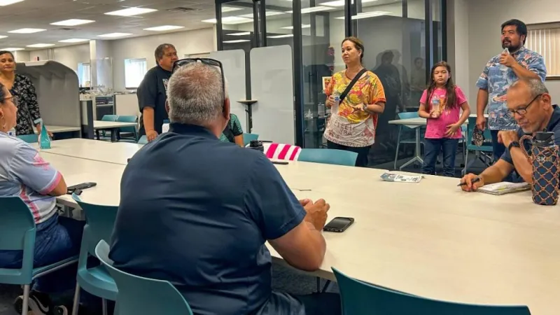 Hawai'i congresswoman visits Pacific Missile Range Facility during Hurricane Lowell recovery operations