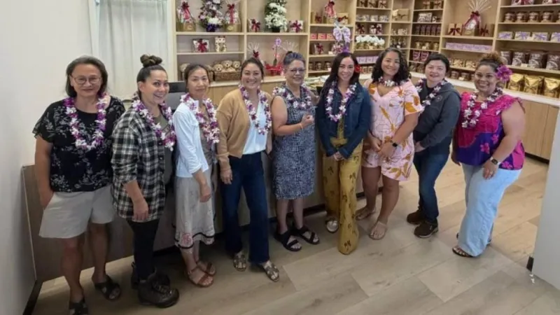 30-year-old sweet family business celebrates new Hilo home