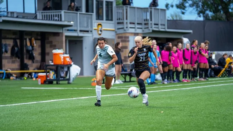 Unbeaten Streak Snapped as Soccer Falls in Mountain West Opener