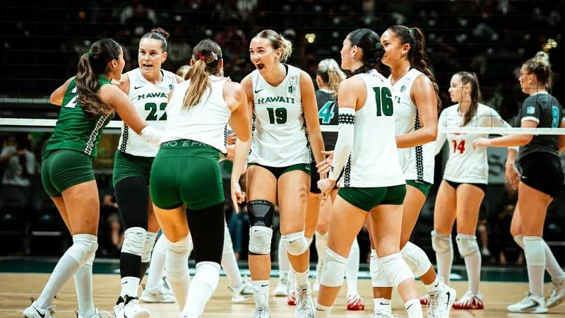Women's Volleyball Sweeps New Mexico in Mountain West Opener