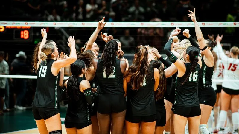 Women's Volleyball Completes Series Sweep Over New Mexico