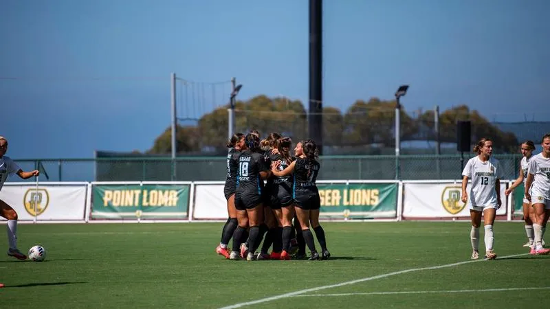 Navarro's 9 Saves Help Sharks Draw Point Loma in PacWest Opener
