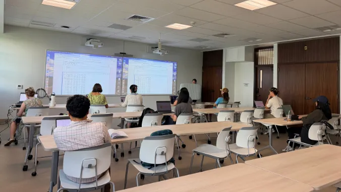 Pilot classroom tests future of learning spaces at UH Mnoa