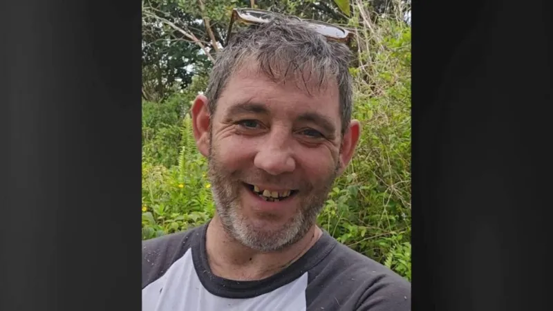 Police seek missing Volcano man