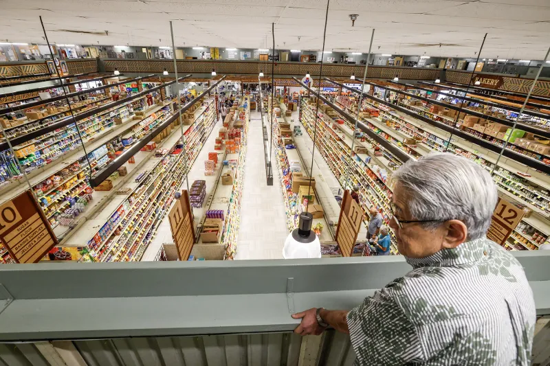 Makana Eyre: In A Sea Of Mainland Grocers, A Taste Of Old Hawaii