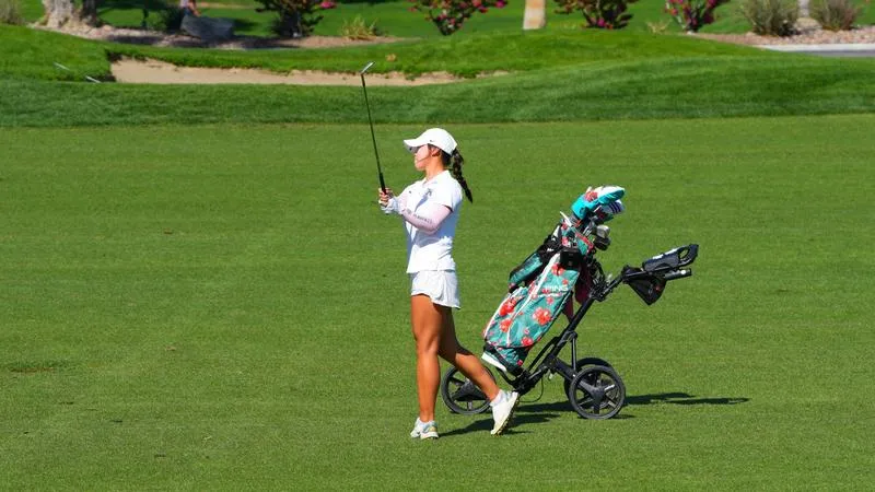 Women's Golf Opens Play At Highlands Ranch