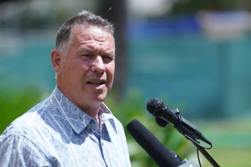 Underdog Gov Candidate Takes On The Democratic Machine - Again