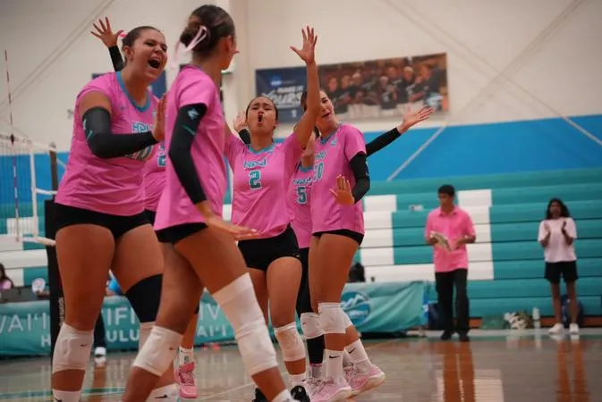 Sharks Sweep Dominican for First PacWest Home Win