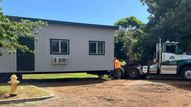 Ironman Foundation donates $350,000 for 2 mobile trailers to Hawaii Island Community Health Center