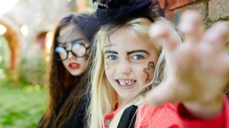 Don't let keiki costumes turn their Halloween celebrations into a nightmare