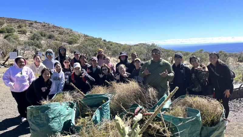 UH Hilo alumnus Kaleo Pilago builds career as educator conduit between Maunakea and community