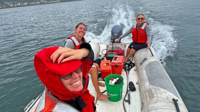 UH-Hilo students monitor water quality of Hilo Bay and impact of storms, agricultural runoff
