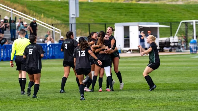 Soccer Sweeps Northern California Road Trip, Wins Fifth Straight