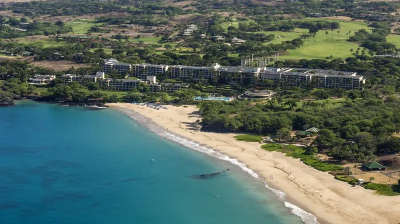 Missing 32-year-old man on boogie board rescued 1.5 miles offshore of Hapuna Beach