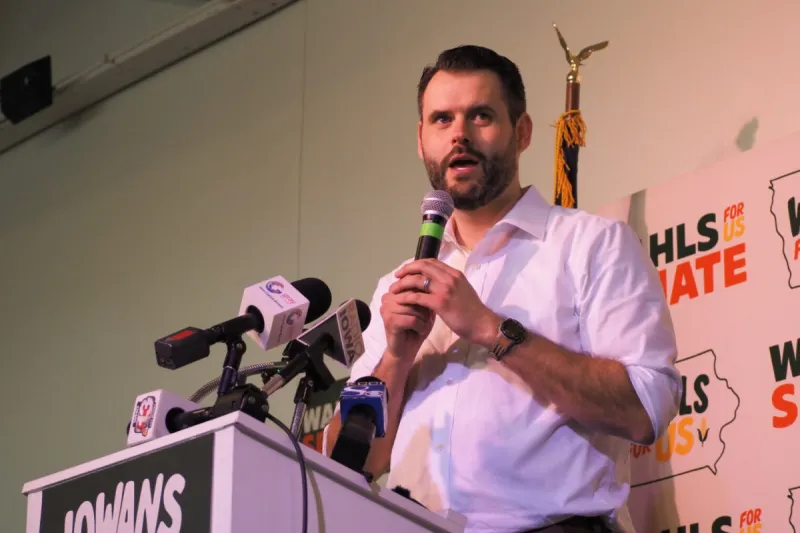 Complaint against Sen. Zach Wahls dismissed by Iowa Senate Ethics Committee, citing lack of evidence