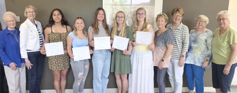 Van Diest Medical Center Auxiliary awards six scholarships for healthcare careers