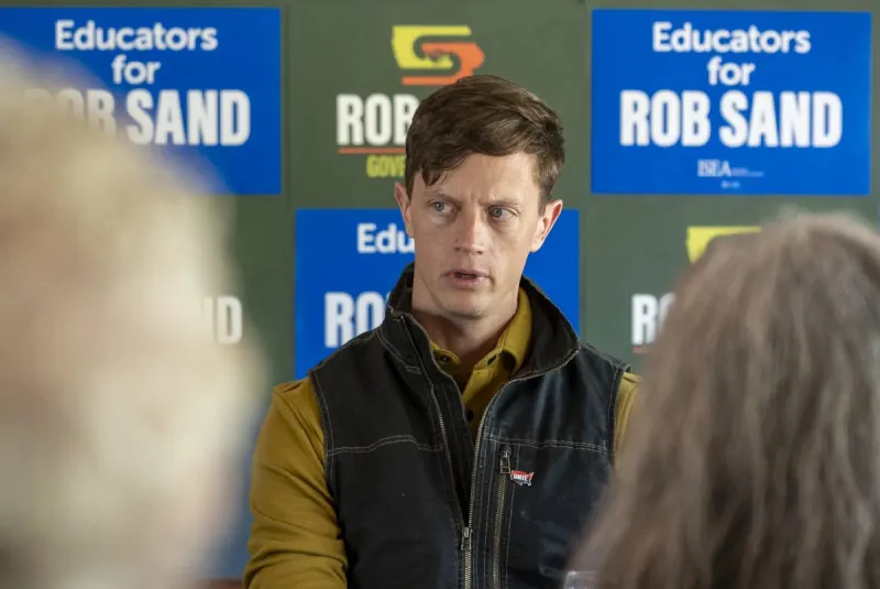 Rob Sand warns Iowa is facing 'a fiscal time bomb,' calls for four debates with Zach Lahn
