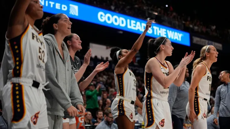 Indiana takes on Chicago, aims for 5th straight home win