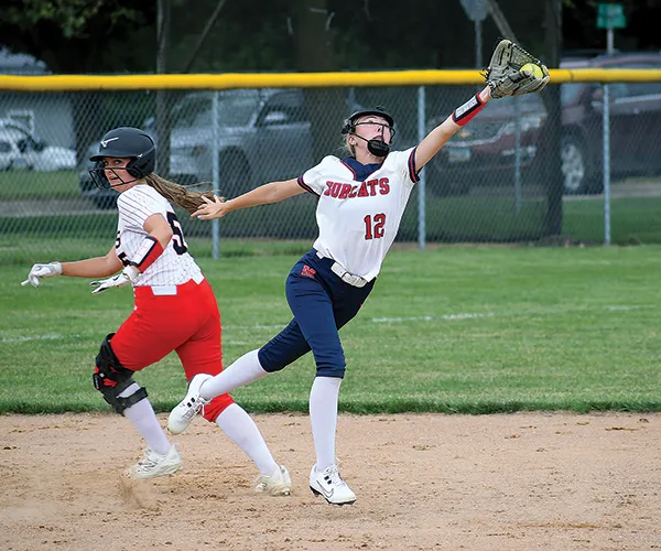 'Cats catch Tigers, Cougars