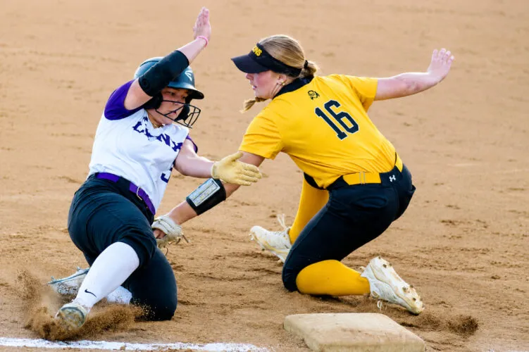 Lynx take down No. 11 Clear Lake