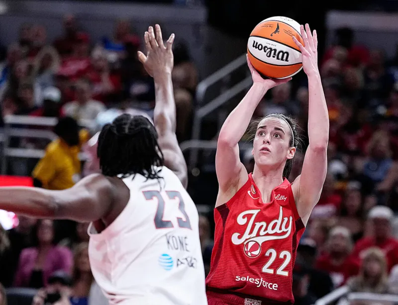 Clark checks out in Fever loss